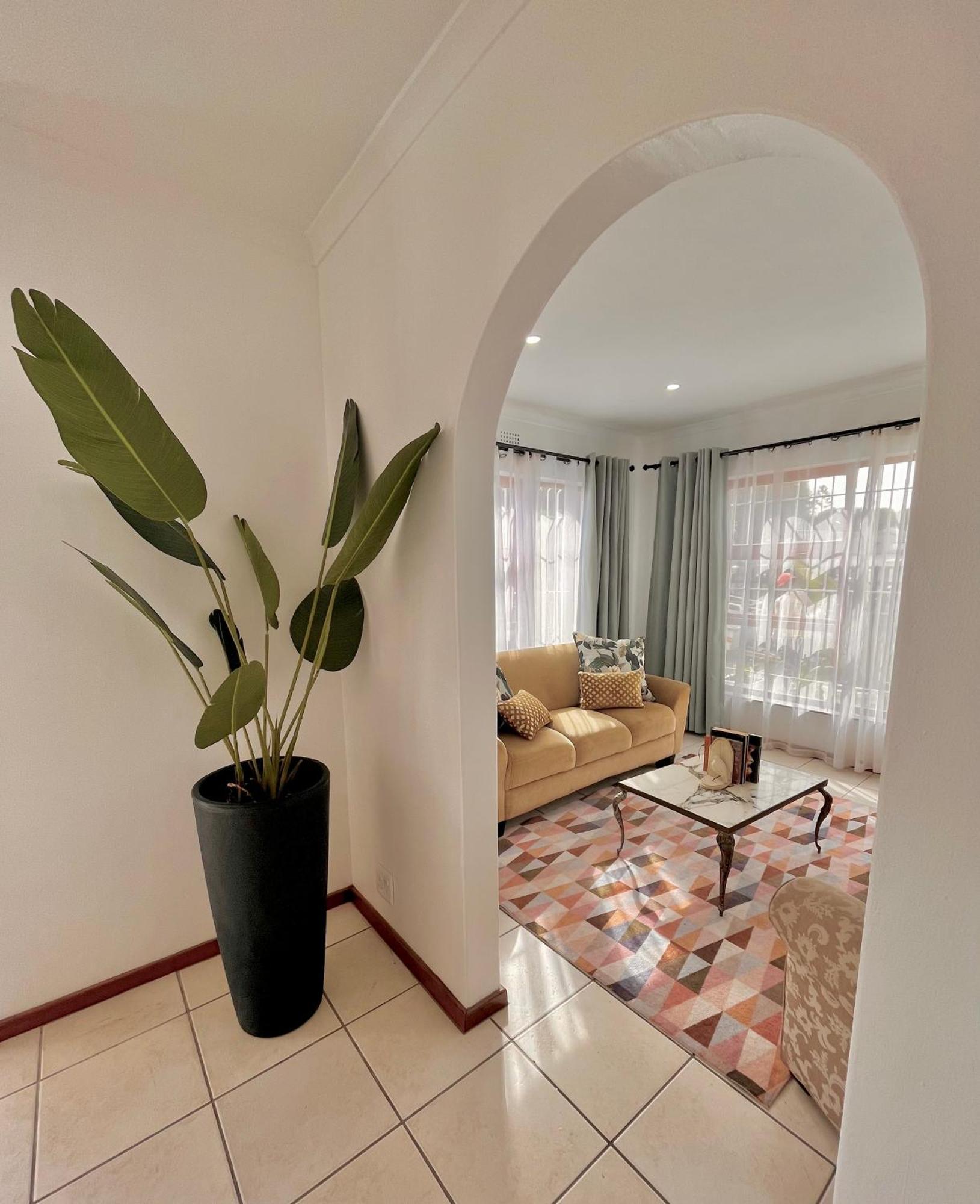 Holiday home 3 Bedroom Family With Pool