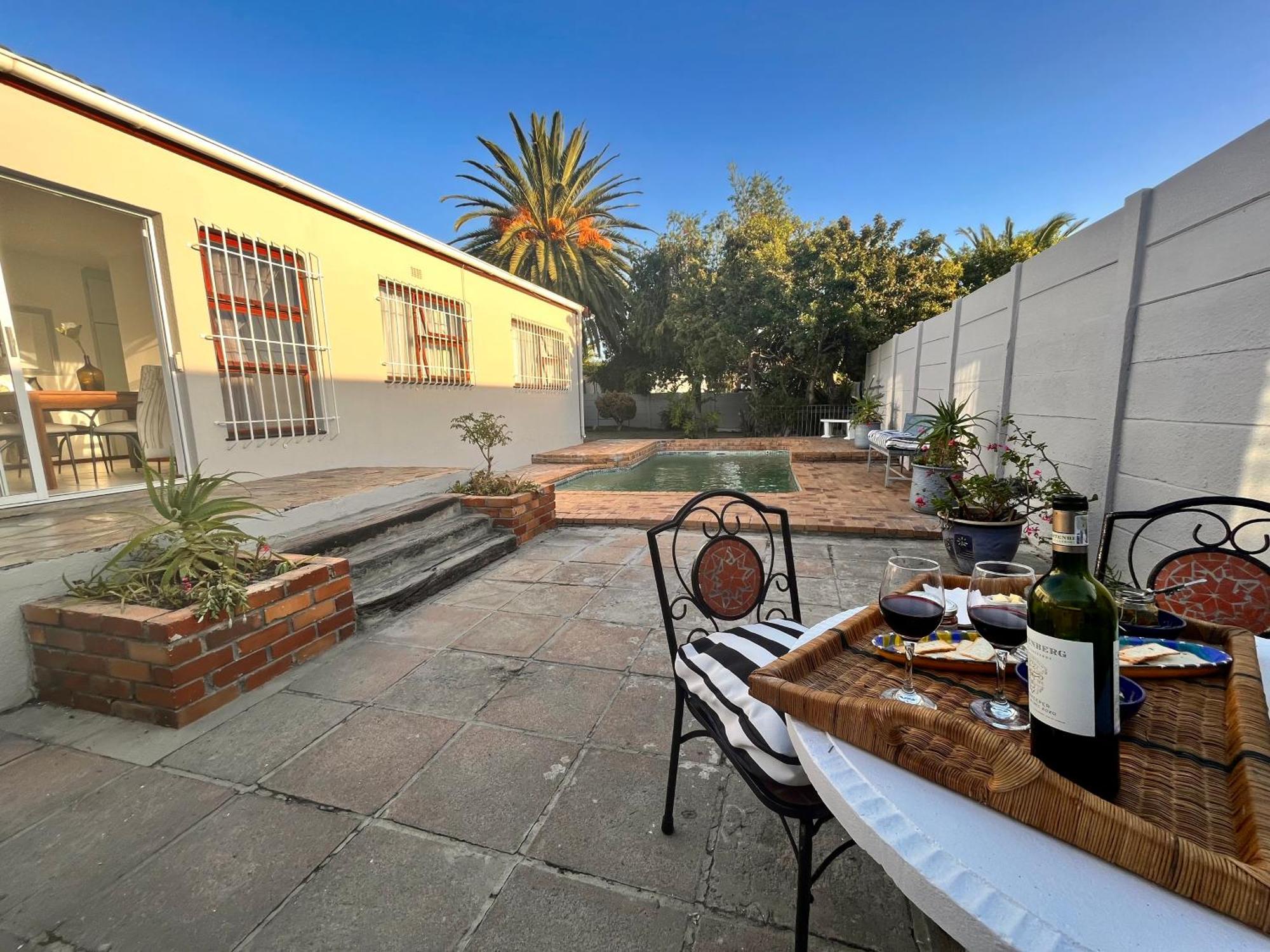 3 Bedroom Family With Pool Cape Town